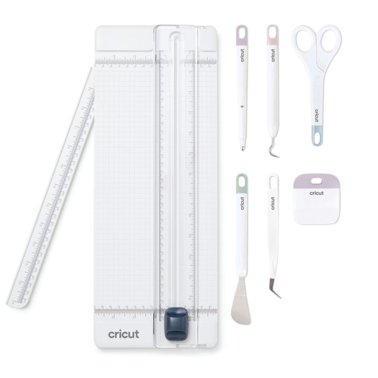 Cricut 13Inch 7 Piece Essential Tool Set